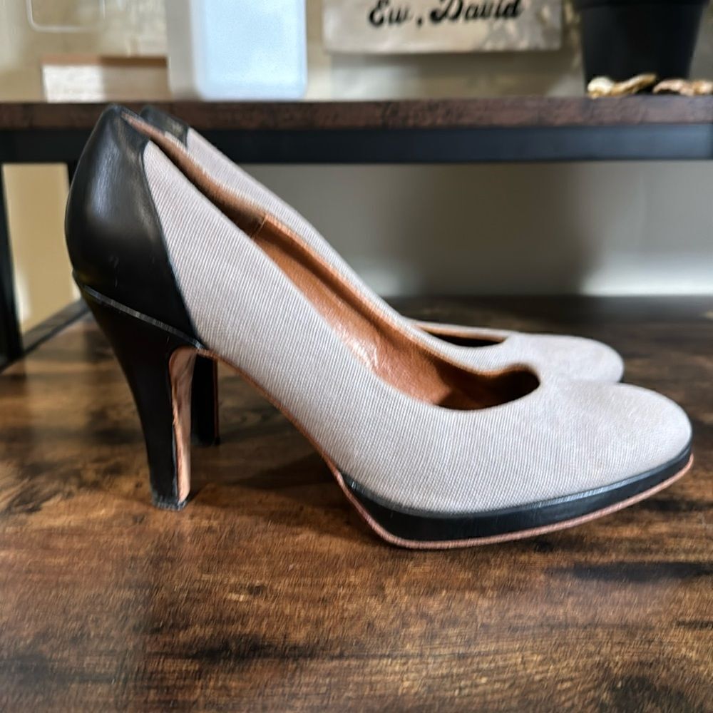 Whyred black leather and tan canvas‎ heels size 37 EU